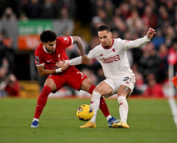 强队马拉加 强队马拉加